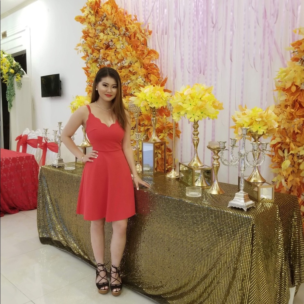 Meet your Posher, Connie